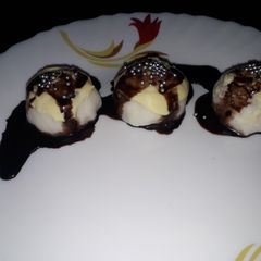 A picture of Sweet rice bombs.