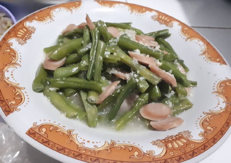 Tumis buncis sosis bumbu kemiri