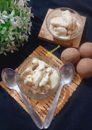 A picture of Chikoo Ice cream.
