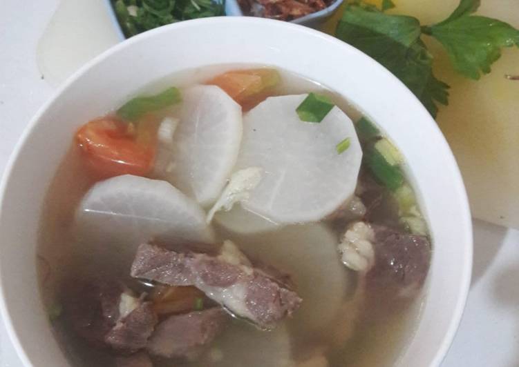 Cara Gampang memasak Sup Sapi Lobak praktis yang nikmat