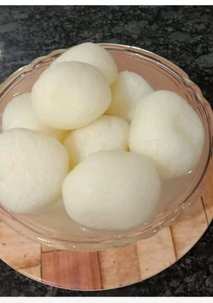 A picture of Rasgulle.