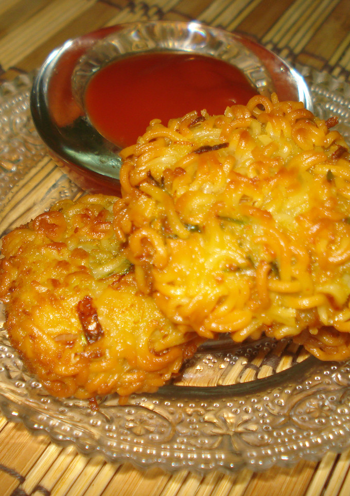 மேகி பக்கோடா செய்முறை முக்கிய புகைப்படம்
