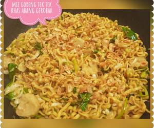 Siap Saji Mie Goreng Tek Tek Khas Abang Gerobak Praktis Enak