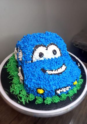 A picture of Car theme cake 🎂.