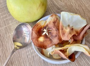 Une photo de Chips de pomme à l’air fryer