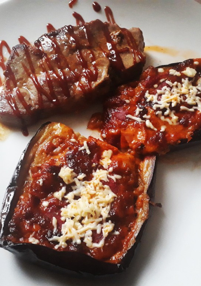 Una foto de Chuletas con berenjenas