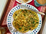 10 mins Hara lehsan Omelette (green garlic omelette)