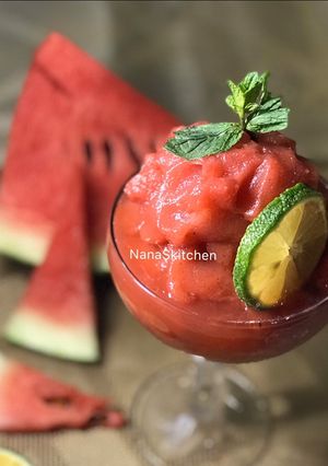 A picture of Watermelon Slush 🍉😋.