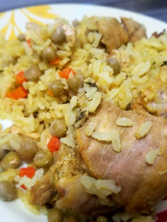 Una foto de Arroz guisado (apastelado, atoyao)😉