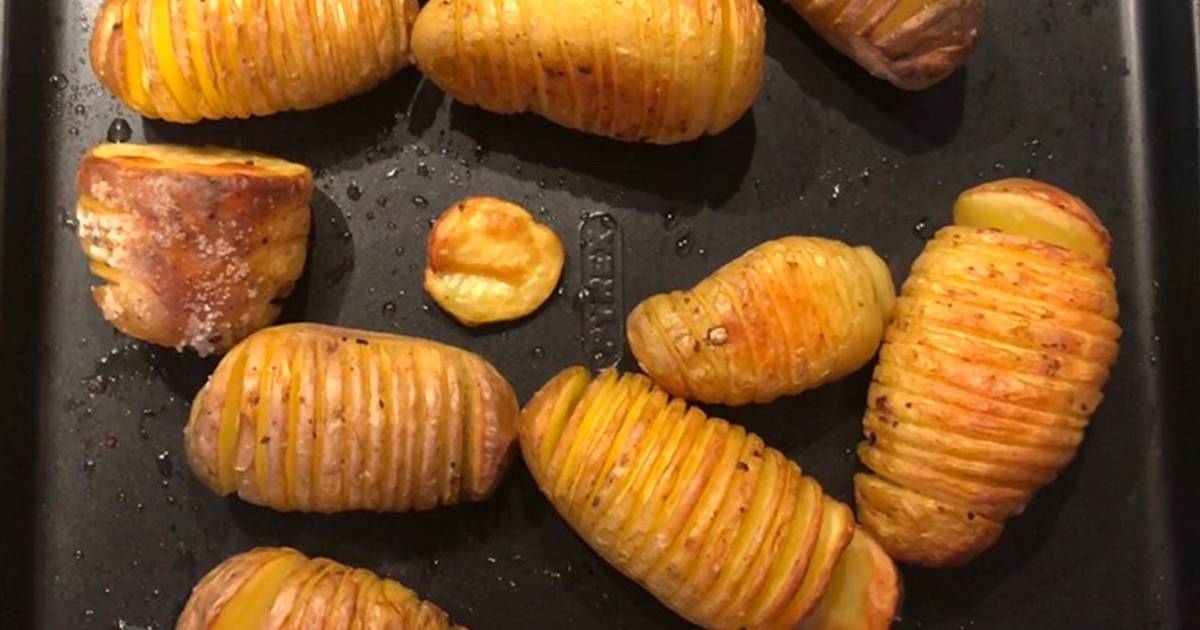 Easy Hasselback New Potatoes Recipe By Ben The Reluctant Vegetarian 🥦 Cookpad 