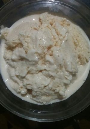 A picture of Homemade Frozen Yoghurt.
