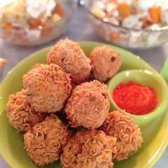 รูปของ Bola bola tahu rambutan sederhana favorit keluarga