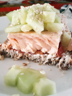 Una foto de Sándwich de salmón fitness
