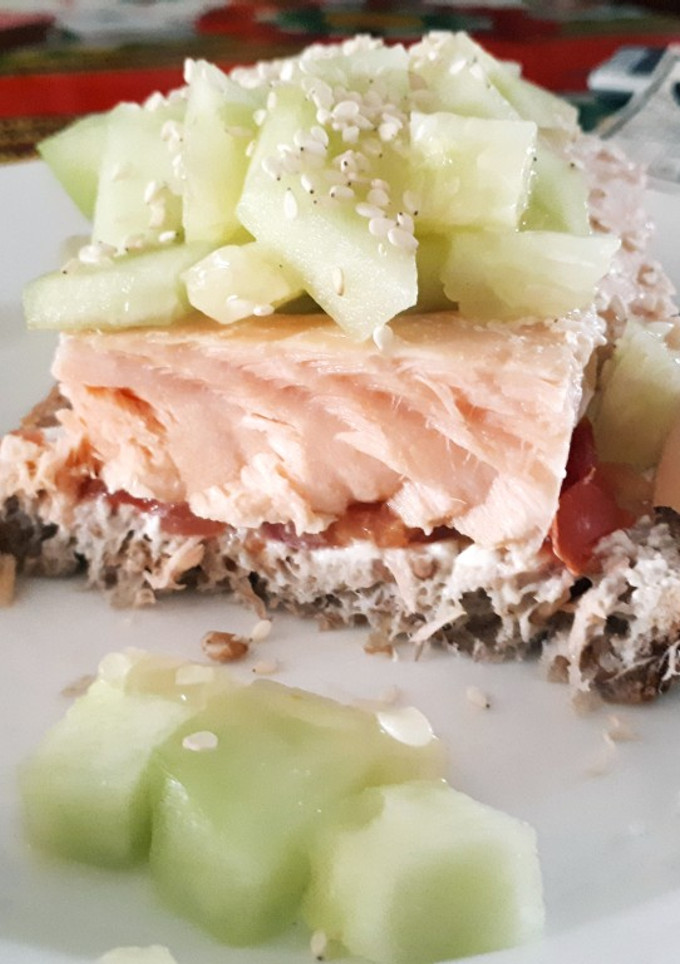 Una foto de Sándwich de salmón fitness