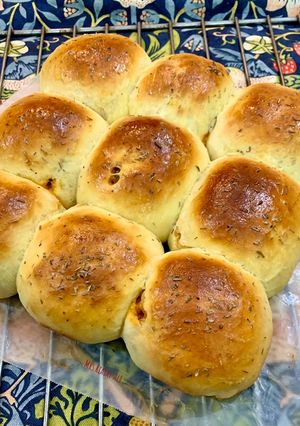 A picture of Super Soft and Fluffy Pizza buns| Pizza bombs.