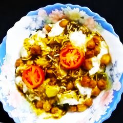 Chhola Aloo Chaat A picture of Chhola Aloo Chaat.