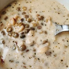 A picture of Noodle Soup with Green Lentils.