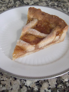 Una foto de Tarta linzer de naranja y cacao