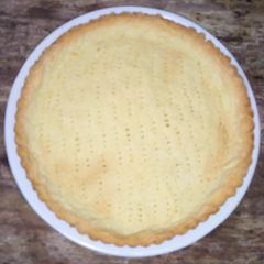 A picture of Tart crust.