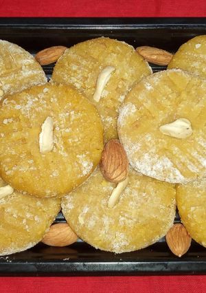 A picture of Besan malai peda.
