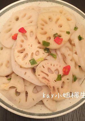 清炒藕片 Stirfry Lotus Roots 的食譜成品照片