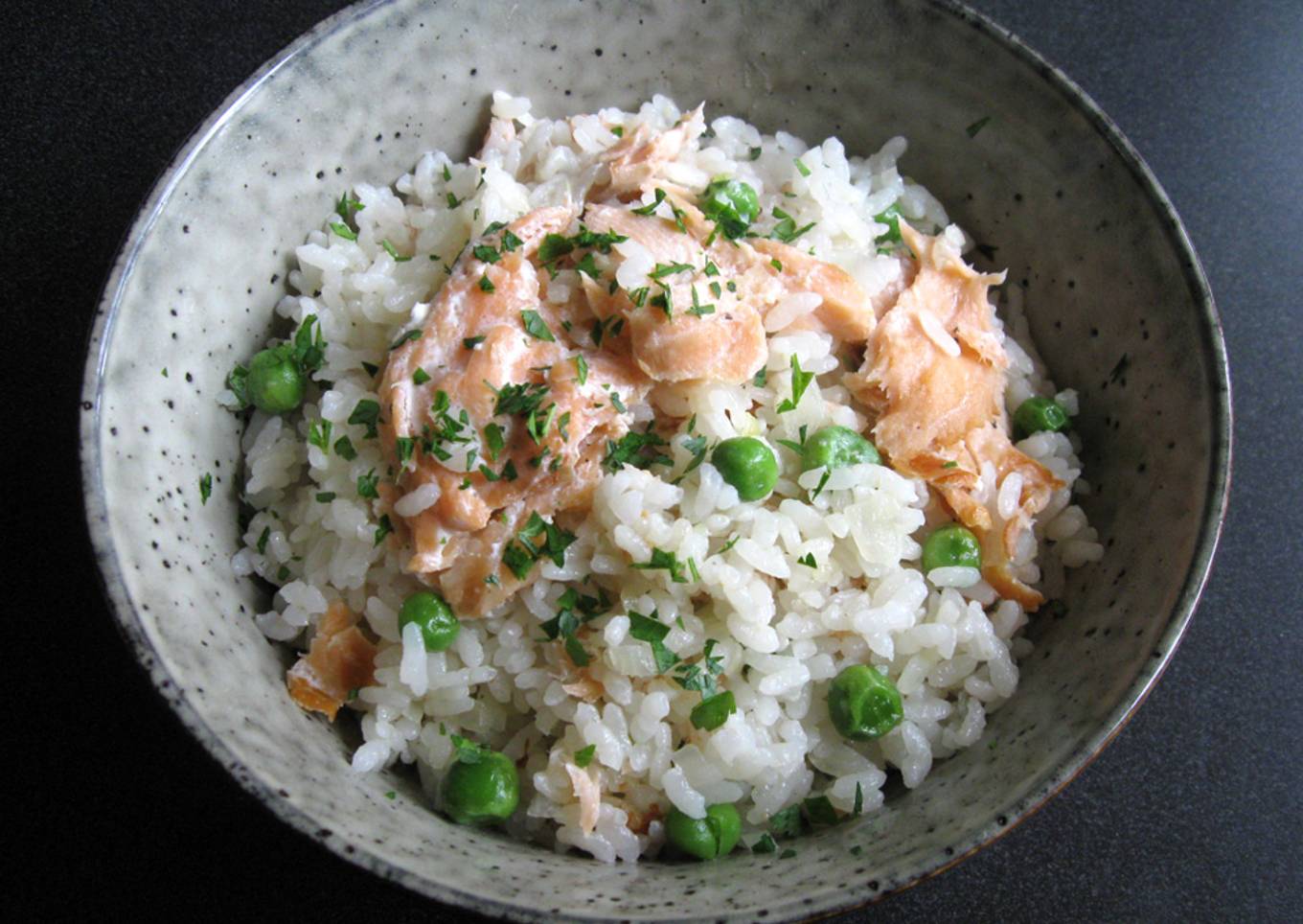 Recipe of Homemade Smoked Salmon Takikomi Gohan