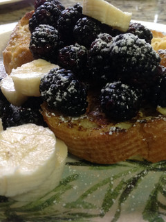 Blackberry French Toast-黑莓法式土司❤!!! 的食譜成品照片
