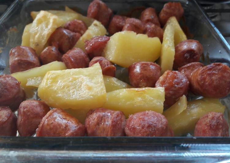 Linguiça ao Forno com Batatas