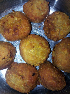 A picture of Sardine balls.