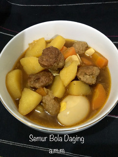 Foto resep Semur Bola Daging Sapi