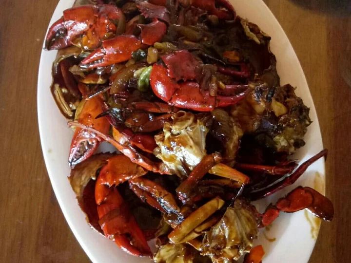 Langkah Gampang Membuat Resep Kepiting saos lada hitam yang  Bikin Ketagihan Anti Ribet, Uenak Banget