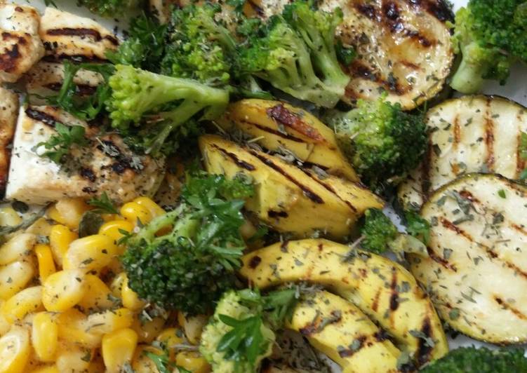 Grilled veggies and paneer salad