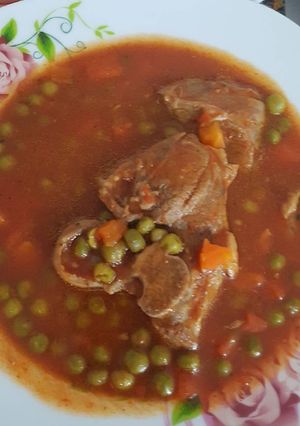 صورة لوصفة يخنة البازلاء واللحمه