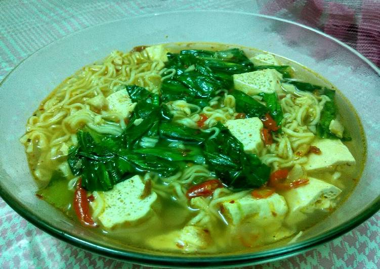 Mie Rebus sayur&tahu