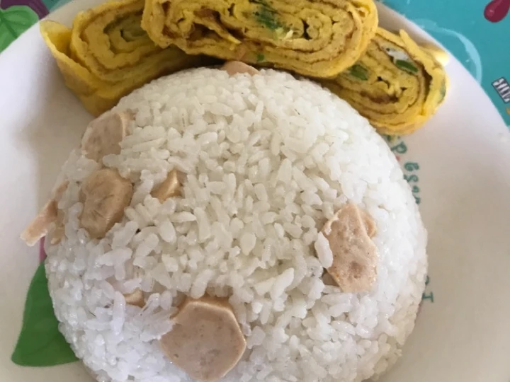 Cara Gampang Menyiapkan Resep Nasi Uduk Magic Com Sat Set yang  Bikin Ketagihan Anti Ribet, Lezat