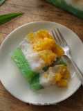 Kumanis (Lapis Hunkwe Sumsum Keju Mangga)