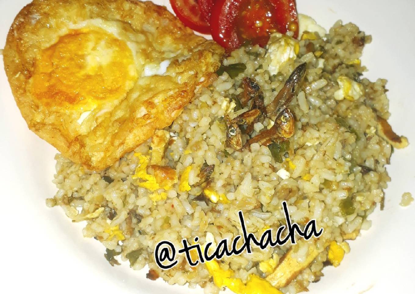 Nasi Goreng Teri Cabe Ijo