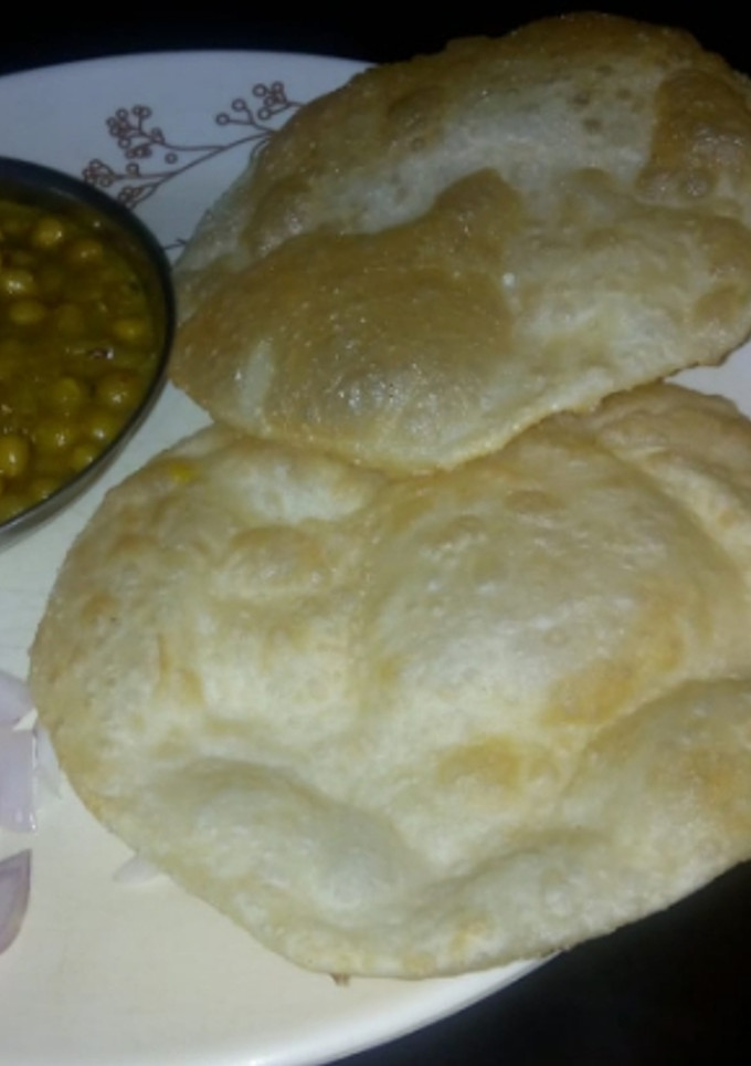 छोले भटूरे (chole bhature recipe in Hindi) रेसिपी मुख्य फोटो