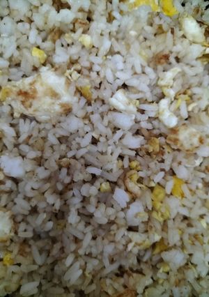 Egg fried rice রেসিপির প্রধান ছবি