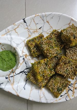 कोथंबीर वडी रेसिपी मुख्य फोटो