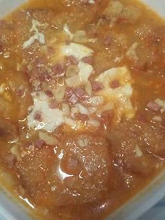 Una foto de Sopa de ajo o sopa Castellana