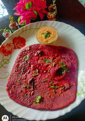 A picture of Beetroot moong dal Paratha.