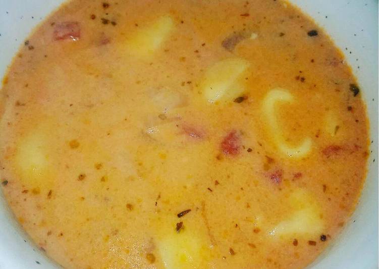 How to Prepare Recipe of Creamy Tortellini Tomato Soup