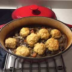 A picture of Casserole with dumplings.