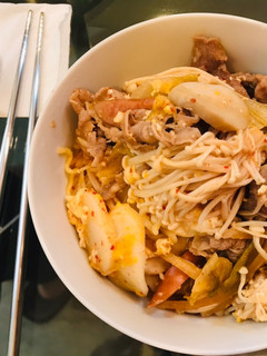 韓式泡菜部隊鍋 的食譜成品照片