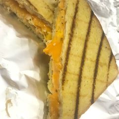 A picture of Cheesy egg sandwich.