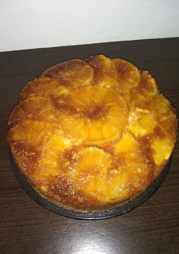 Una foto de Torta invertida de naranja