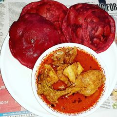 A picture of Beetroot Poori.