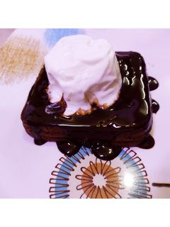 ब्राऊनी (Brownie recipe in marathi) रेसिपी चे मुख्य फोटो 