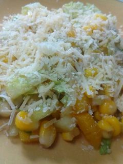 Una foto de Ensalada dulce con maíz